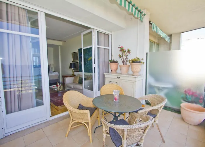 Beachside Panoramic - Promenade Apartment *