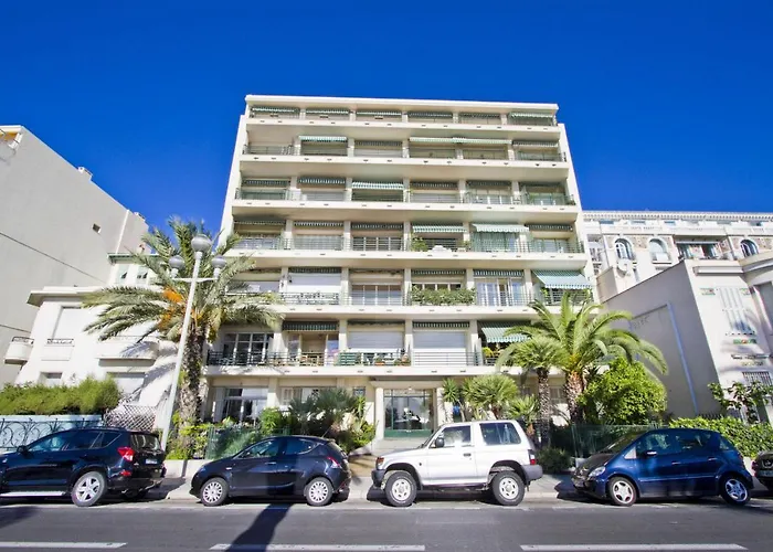 Beachside Panoramic - Promenade *