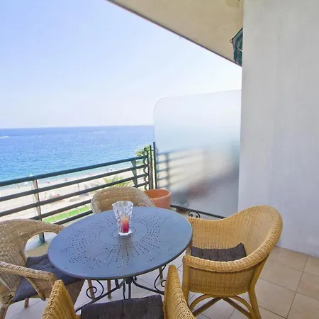 Beachside Panoramic - Promenade Apartment Nice