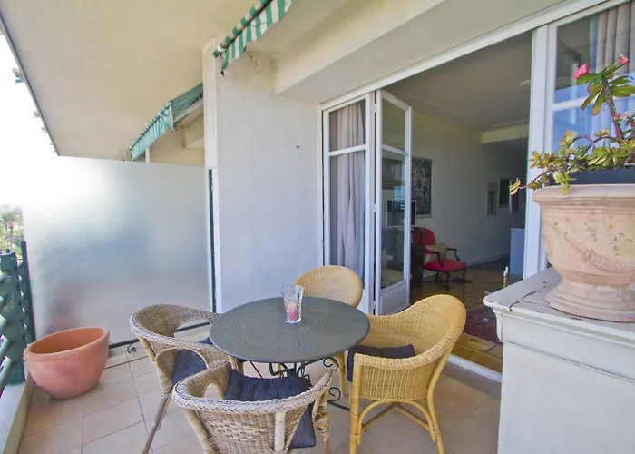 Beachside Panoramic - Promenade Apartment Nice